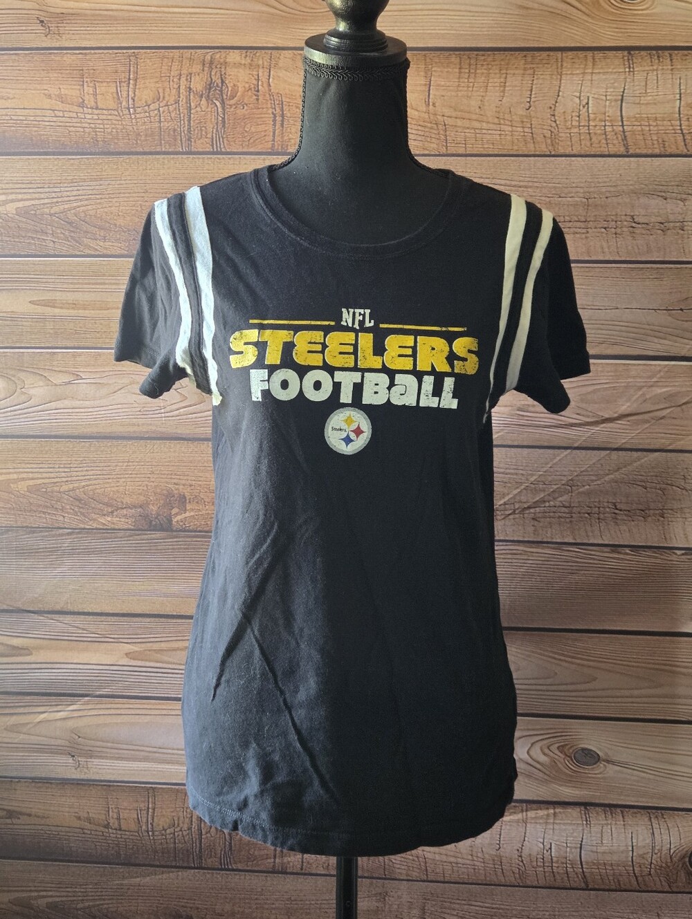 Women's Pittsburgh Steelers Black White Stripes Tshirt 100% Cotton Size M